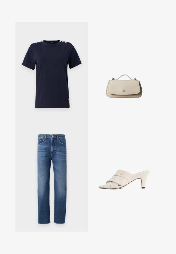 Navyblauwe katoenen T-shirt met korte mouwen, ronde hals en gouden knopenaccenten op de schouders. Zachte textuur, normale pasvorm en geen patronen.; Blauwe denim jeans met een recht gesneden ontwerp, voorzien van een vervaagde afwerking, vijf zakken en een rafelige zoom.; Beige hoge hakken mules met een gedraaide lederen band, open teen en een reliëf logo-accent. De hak heeft een zwarte puntdetail.; Kleine beige leren handtas met bovenhandvat en zilveren CK-logo op de voorflap, getoond tegen een witte achtergrond.