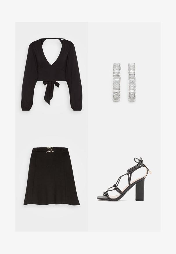 Čierny cropped top s dlhými puff rukávmi, hlbokým V výstrihom a viazaním v páse, vyrobený z hladkej a elastickej tkaniny.; Even&Odd Minisukňa - black; DeeZee Sandále na vysokom opätku - black; Strieborné náušnice s radom obdĺžnikových čírych kameňov, zasadených v rovnom riadku s lešteným povrchom.