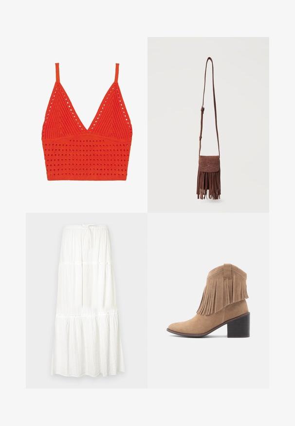 Top de sujetador de punto rojo con cuello en V, tirantes finos, patrón texturizado con agujeros y una banda ajustada en la parte inferior.; Falda larga blanca con diseño de capas, cintura elástica y cordón ajustable. Hecha de tela ligera con acabado texturizado.; Bota de ante color tan con punta redondeada y parte superior con flecos. Cuenta con un tacón ancho de altura media y un diseño robusto con un detalle de asa en la parte trasera.; Bolso bandolera de ante marrón con correa larga, patrón decorativo cosido en la solapa y flecos colgantes a lo largo del borde inferior.