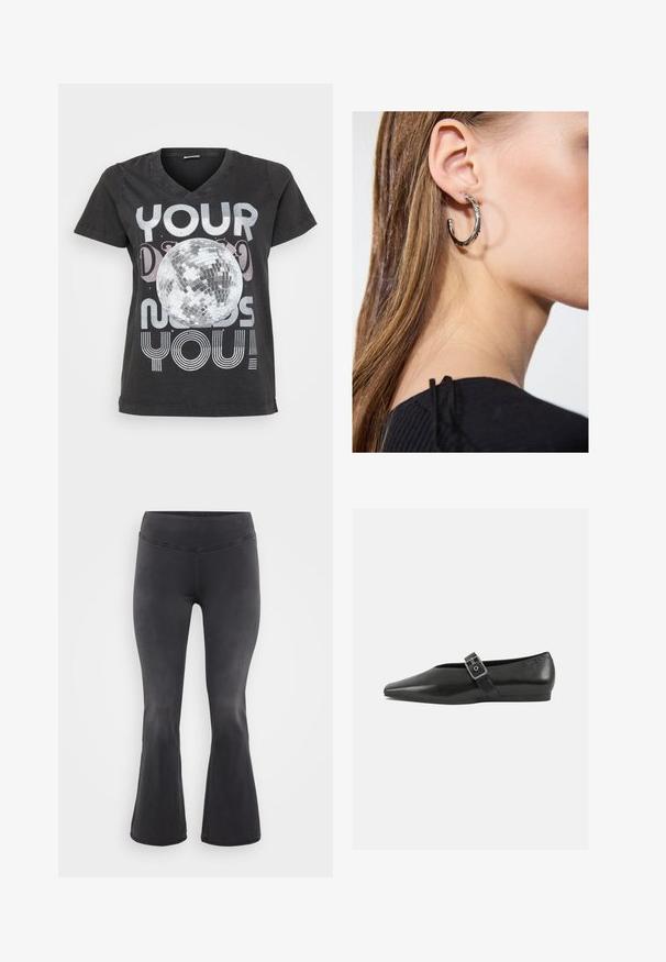 Μαύρο βαμβακερό t-shirt με V-neck, κοντό μανίκι και γραφικό σχέδιο μιας ντισκομπάλας με κείμενο σε μεταλλικά και ριγέ γράμματα.; ONLY Carmakoma Flared fit CARROYAL Mid waist - Τζιν καμπάνα - washed black; Μαύρο δερμάτινο παπούτσι φλατ με μυτερή μύτη, διαθέτοντας μια μεταλλική πόρπη που διασχίζει το κέντρο του ποδιού και μια χαμηλή, ευέλικτη σόλα.; Ασημένιο σκουλαρίκι κρίκος με γυαλιστερή φινίρισμα, που διαθέτει μικρές χρυσές λεπτομέρειες και στρογγυλό σχήμα, φορεμένο στον λοβό.