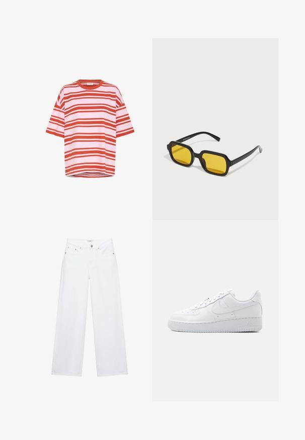 Rot-weißer gestreifter Kurzarm-T-Shirt aus weichem Stoff, mit lässiger Passform und Rundhalsausschnitt, der horizontalen Linien zeigt.; Weiße, hoch taillierte Jeans mit weitem Bein, Knopf- und Reißverschluss, Taschen vorne und hinten sowie silbernen Nieten.; Weißer Nike Air Force 1 Sneaker mit niedrigem Schaft, Schnürverschluss, perforierter Zehenbox und dem charakteristischen Swoosh-Logo an der Seite.; Schwarze rechteckige Sonnenbrillen mit gelben Gläsern. Merkmale sind dicke Rahmen und ein kantiges Design mit einer glatten, glänzenden Oberfläche.