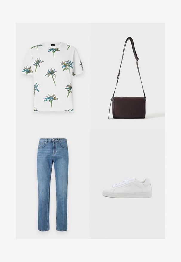 Camiseta blanca de manga corta con un patrón floral repetido en azul, amarillo y verde, con contornos en negro, hecha de un tejido ligero.; Jeans de pierna recta de talle alto en color azul con botón frontal, cremallera, trabillas para cinturón y diseño de cinco bolsillos sobre un fondo blanco.; Zapatillas bajas de cuero blanco con puntera redonda, cordones planos, suela texturizada y sutil marca dorada en el lateral. Superficie lisa y diseño minimalista.; Bolso bandolera de cuero marrón oscuro con textura, correa ajustable y pequeño adorno decorativo azul en el lateral.