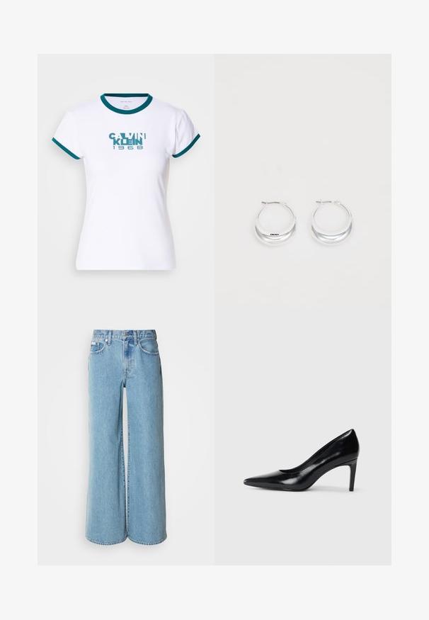 Camiseta blanca de manga corta con cuello y puños acanalados en teal. Presenta el logotipo "CALVIN KLEIN 1968" en teal en el frente. Material de algodón.; Jeans de mezclilla de corte ancho en un tono azul claro, con cintura alta, diseño de cinco bolsillos y un ligero desgastado en la tela.; Zapato de tacón alto de cuero negro con punta afilada, textura suave y tacón en forma de cono. Diseño minimalista, sin adornos adicionales.; Pendientes de aro de plata con un acabado pulido y la marca DKNY, exhibidos sobre un fondo blanco liso.
