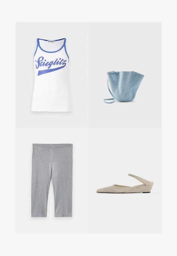 Witte tanktop met blauwe accenten, voorzien van een groot blauw "Stieglitz" grafisch ontwerp op de voorkant. Gemaakt van soepele, lichte stof.; Grijze geribbelde legging met een subtiel streeppatroon, voorzien van een elastische tailleband en een gladde textuur. Ontwerp met halflange pijpen tot halverwege het onderbeen.; Beige lage sleehak slingback schoen met puntige neus en gladde matte afwerking, getoond in zijaanzicht op een witte achtergrond.; Lichtblauwe stoffen emmerentas met lange band, brede bovenopening en gestikte verticale naden, afgebeeld tegen een effen witte achtergrond.