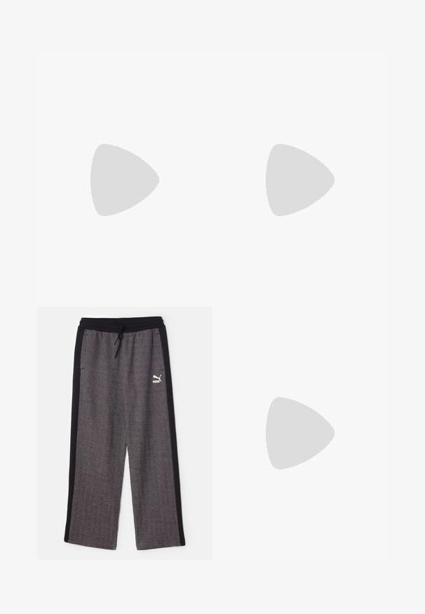 Teal bomulds t-shirt med korte ærmer, rund hals og et hvidt Puma-logo på venstre bryst; glat tekstur og regular fit.; Puma RELAXED TRACK PANTS - Træningsbukser - black/alpine snow; Hvide højtop sneakers med blå accenter, perforeret tå boks og hvide snørebånd. Båret med løse grå denim bukser på en grøn overflade.; Sølvvedhæng med halskæde, der har to sammenflettede hænder, hængende fra en fint kæde med en glat tekstur.