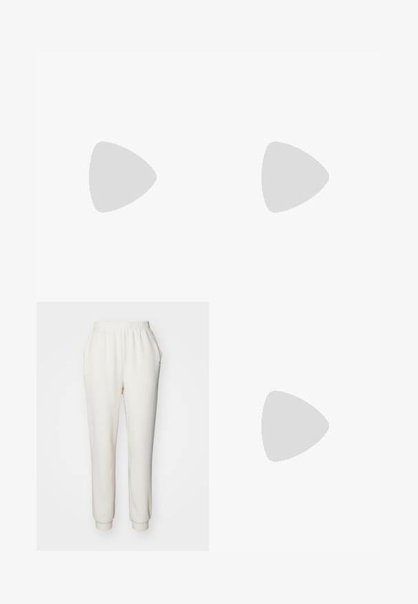 Lyseblå T-shirt med korte ærmer i blød bomuld, med et firkantet logoemblem på venstre bryst og en klassisk rund halsudskæring.; Hvide, tapered sweatpants i blødt stof med elastisk talje og manchetter ved anklerne. Har sidelommer for bekvemmelighed.; Puma MAYU MIX  - Sneakers - white/marshmallow; Et par rektangulære solbriller med lyseblå gennemsigtige stel og mørkegrå linser, der har lige templer og minimale hardware detaljer.