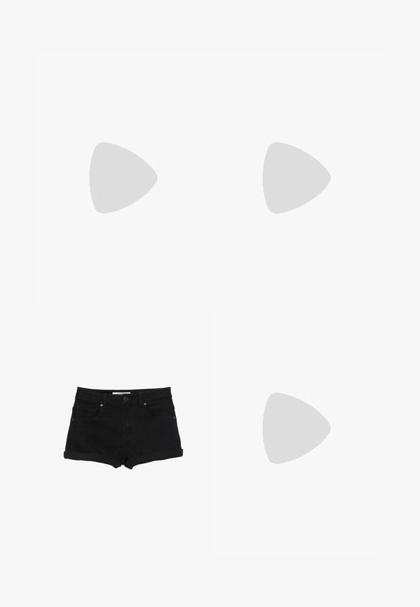 Haut noir à bretelles dénudées, à manches courtes, à coupe ajustée, texture lisse et design épuré et simple.; Short en denim noir avec revers roulés, bouton à l'avant, passants de ceinture et design à cinq poches sur fond blanc.; Baskets basses blanches avec perforations sur la pointe, lacets blancs, logo swoosh blanc et languette de talon bleu foncé.; Lunettes noires angulaires avec des verres gris ; fabriquées en plastique, avec des branches épaisses à la surface lisse et sans matériel visible.