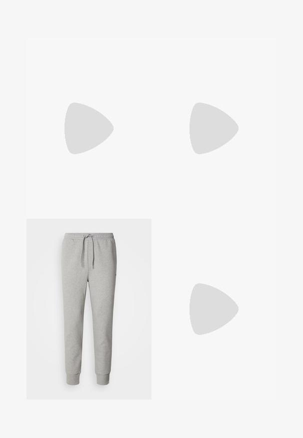 T-shirt jaune à col rond fabriqué en tissu doux, avec des manches courtes. Logo « BOSS » discret brodé dans une couleur assortie sur la poitrine.; Pantalon de survêtement gris en tissu doux. Caractérisé par une taille élastique avec cordon de serrage, des poignets côtelés et une coupe droite. Sans motifs ni logos visibles.; Baskets blanches de sport au design lisse et moulé avec des semelles texturées, assorties à un jean en denim bleu clair, ample.; Sac à bandoulière noir en matériau texturé, avec plusieurs compartiments zippés et une sangle plate. Présente un marquage minimal à l'avant.