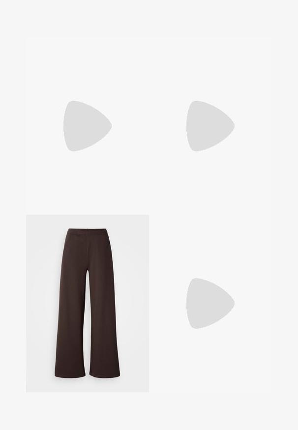 Langarmtop in lichtbeige, met een gradient blauw ontwerp. Glad textuur met een ronde halslijn en rechte zoom.; Brede broekspijpen in donkerbruin, gemaakt van zachte stof met een elastische tailleband en een nette zoomafwerking, ideaal voor comfort en casual draagstijl.; Low-profile sneaker met zwart-witte zebrastripes, zwarte veters en een getextureerde zwarte zool, gezien vanaf de zijkant op een witte achtergrond.; Zwarte leren schoudertas met gespsluiting aan de riem, afgeronde hoeken en contrasterende witte stiksels op een effen achtergrond.