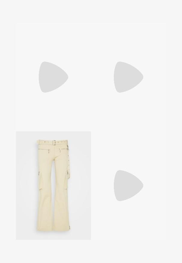 Bruine, mouwloze jurk met een getailleerde pasvorm. Kenmerkt zich door zijruche en een gladde, elastische stof. Eenvoudige rondhalslijn, lengte boven de knie.; The Ragged Priest FIELD TROUSERS - Cargobroek - stone; Bronx GROOV-Y - Enkellaarsjes met plateauzool - winter white; Heldere plastic vierkante monturen met doorzichtige glazen, gekenmerkt door gouden accenten op de slapen voor extra detail.