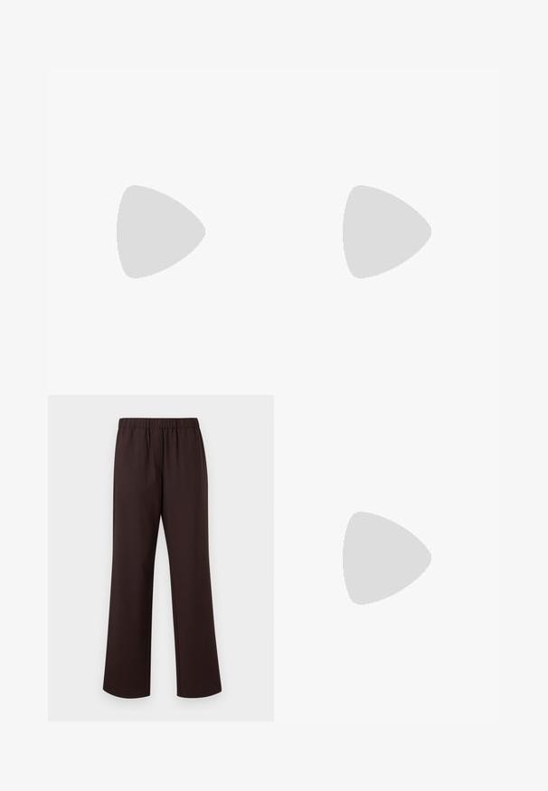 Grijze lange mouwen trui gemaakt van ribbelstof, met een ronde halslijn en een getailleerde pasvorm. Eenvoudig ontwerp, zonder zichtbare patronen of accenten.; Donkerbruine, rechte broek met elastische tailleband, gemaakt van gladde stof, weergegeven tegen een effen witte achtergrond.; Zwarte leren platte schoen met een klein gouden kettinkje en stangdetail aan de bovenkant, ronde neus en lage hak.; Bruine, geplooide handtas met een gebogen bovenkant, platte onderkant en een kort handvat. Gemaakt van glad materiaal met subtiele merkdetails.