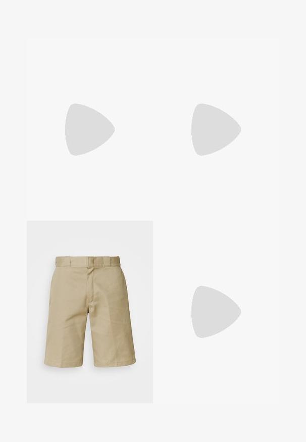 Camiseta de algodón amarilla con mangas cortas y cuello redondo, que presenta un logo gráfico impreso en la parte izquierda del pecho.; Bermudas caqui con un diseño de frente plano, cinturilla cosida con trabillas para el cinturón y dos bolsillos laterales. Fabricadas con un tejido ligero.; Zapato náutico de cuero beige con cordones marrones, puntera cosida, logotipo de Timberland en el lateral y suela de goma texturizada para mayor agarre.; Gafas de sol con marco negro de metal, lentes oscuros rectangulares, varillas delgadas y almohadillas nasales ajustables. Diseño ligero con hardware mínimo.
