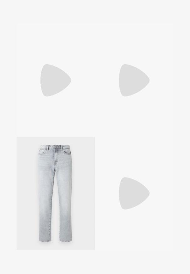 T-shirt noir à manches courtes en tissu côtelé. Doté d'un col rond classique et d'une silhouette ajustée. Sans accents supplémentaires.; Jean droit gris clair avec fermeture à bouton, poches avant et passants pour ceinture, présenté sur un fond blanc uni.; Even&Odd by Zalando Ballerines à brides arrière - black; Sac à main en cuir noir de forme arrondie, décoré de clous argentés et équipé d'une poignée courte. Texture lisse et fermeture éclair.