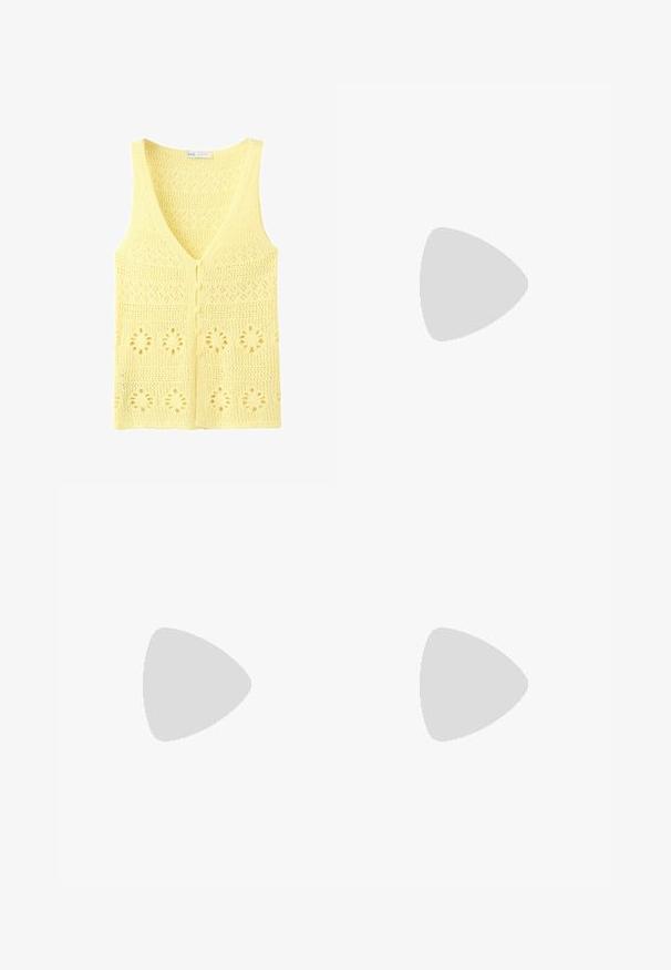 Blød gul hæklede ærmeløs vest med knapper foran og V-udskæring med blomster- og diamantmønstre.; Hvid bomuld t-shirt med korte, opsmøgede ærmer, rund halsudskæring og lige kant. Glat tekstur uden synlige mønstre eller detaljer.; Lysblå vide bukser med ternet mønster i skiftende nuancer og elastisk talje for komfort.; Lysegul hælsandal med en tåremme og lav kittenhæl, vist i profil på hvid baggrund.