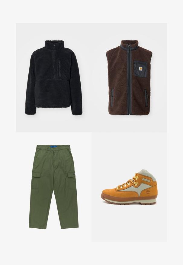 Hnedý fleece vest s predným zipsom, vysokým golierom a bočnými vreckami. Obsahuje čierne priestranné vrecko na hrudi s logom. Mäkký, textúrovaný materiál.; Čierny pulóver vyrobený z mäkkého, textúrovaného mikroflísu. Obsahuje vysoký golier, čiastočný zips a zipsovú prednú kapsu.; Zelené cargo nohavice so straight fit strihom, viacerými bočnými vreckami a zapínaním na zips. Vyrobené z odolnej bavlnenej tkaniny. Obsahujú značkovú etiketu.; Hnedé semišové turistické topánky s svetlošedými textilnými panelmi, zlatými očkami, gumovou podrážkou a embosovaným logom Timberland na päte.