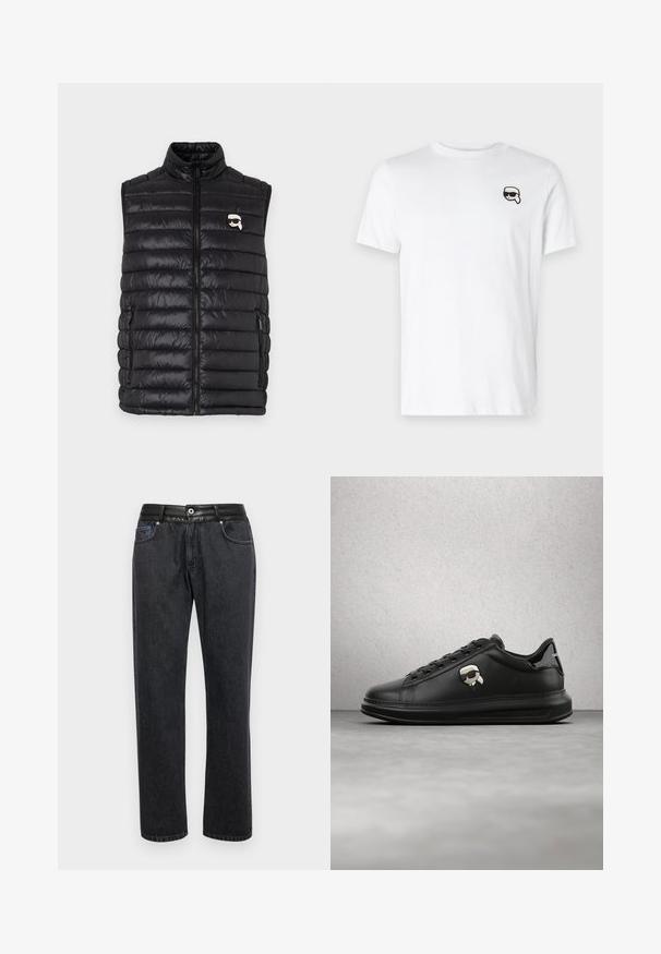 Schwarze gepolsterte Weste mit hohem Kragen, durchgehendem Reißverschluss, zwei Seitenfächern und einem kleinen Logo auf der Brust. Glattes, leichtes Material.; Weiße Baumwoll-T-Shirt mit einem kleinen schwarz-weißen Grafikdesign auf der linken Brustseite. Klassischer Rundhalsausschnitt und kurze Ärmel.; Schwarze Jeans aus Denim mit geradem Schnitt, ausgestattet mit einem glatten Lederbund, Vorderaschen und dezenten Steppnähten.; Person trägt schwarze Lederhosen und schwarze Sneakers mit einem kleinen Comic-Charakter-Anhänger an der Seite, steht auf einem Holzboden.