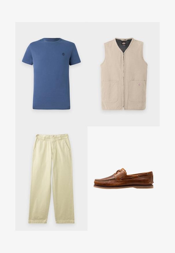 Beige ärmellose Arbeitsweste mit Frontreißverschluss, zwei großen Fronttaschen und schwarzem Innenfutter.; Blaues Rundhals-T-Shirt aus Baumwolle, mit kurzen Ärmeln und einem kleinen, dunklen Baum-Logo auf der linken Brustseite.; Beige Baumwollhosen mit lockerem Schnitt, ausgestattet mit Seitentaschen, Gürtelschlaufen und geraden Beinen. Glatte Textur mit minimalen Nahtdetails.; Braune Lederbootsschuhe mit gesteppten Akzenten, metallischen Ösen, einer erhöhten Naht an der Zehe und einer flachen Gummisohle.