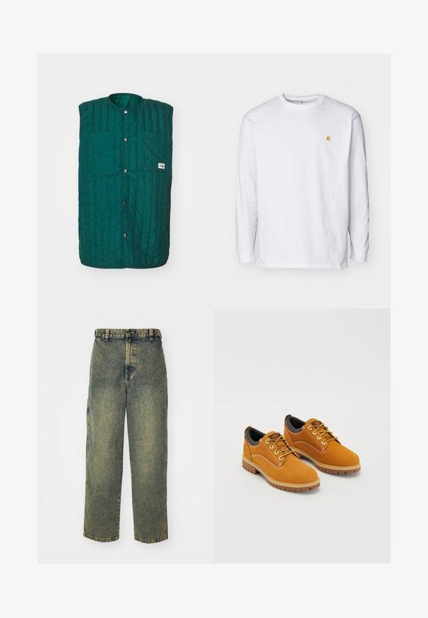 Grüne gesteppte Weste mit runder Halsöffnung, vorderen Druckknöpfen und zwei vertikalen Brusttaschen. Texturiertes Material mit genähten Linien und einem Logolabel.; Weißes Langarm-T-Shirt aus Baumwolle. Mit kleinem goldenem Logo auf der Brust und Rundhalsausschnitt. Einfaches Design und normale Passform.; Baggy-Jeans aus Denim in einer verblassten Blauen und Grünen Waschung. Mit Knopfverschluss, Gürtelschlaufen und Seitentaschen. Flaches Vorderteil und gerades Bein-Design.; Braune Wildlederschuhe mit einer runden Zehenpartie, gelben Schnürsenkeln, einem gepolsterten schwarzen Kragen und Gummisohlen mit Rillen für besseren Halt.