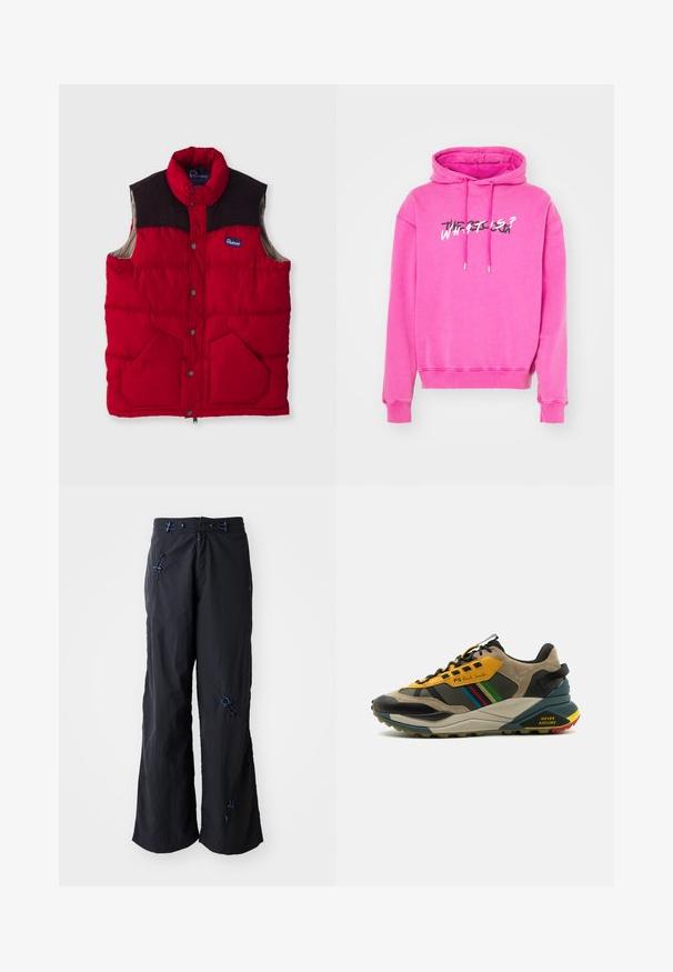 Rote gepolsterte Weste mit hohem Kragen, dunkelbraunen Schulterelementen, Druckknöpfen und zwei Fronttaschen, mit einem Nylon-Außenmaterial und weicher Innenseite.; Rosa Kapuzenpullover mit Kordelzugkapuze, gerippten Bündchen und einem grafischen Aufdruck mit der Aufschrift "WAS IST?" in kontrastierenden Farben auf der Vorderseite.; Schwarze, leichte, weit geschnittene Hosen mit strukturierter Oberfläche. Mit blauen Akzenten und verstellbaren Zügen. Reißverschluss.; Mehrfarbige Turnschuhe aus einer Kombination von Wildleder und Mesh-Materialien, mit einem gelb-schwarzen Farbschema, strukturierten Sohlen und seitlichen Akzenten.