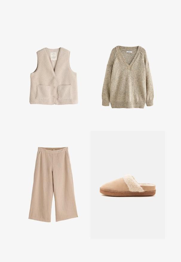 Fleecevest i lys beige, med v-udskæring, tre knapper og to forlommer. Blød tekstur med et hyggeligt, isolerende design.; Beige spættet striktrøje med V-hals, ribbede manchetter og kant. Blød tekstur med en afslappet pasform og raglanærmer.; Beige vide bukser med elastisk taljebånd og sidelommer, lavet af letvægtsstof.; Beige slip-on tøfler med blød, fluffy hvid foring og brun gummisål vist fra siden på en ensfarvet baggrund.