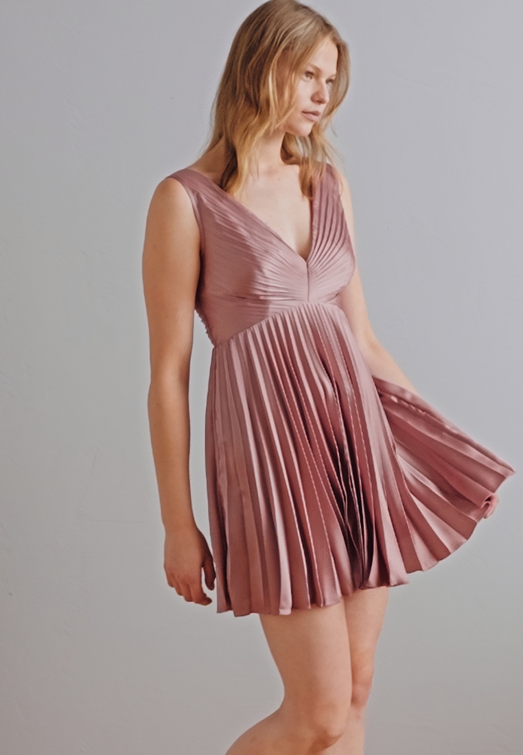 Abercrombie & Fitch DROP WAIST PLEATED SHORT DRESS Cocktail dress