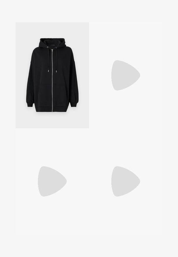 Sweatshirt preto com fecho, feito de tecido suave, apresentando um capuz com cordão, dois bolsos frontais e punhos canelados para um ajuste descontraído.; T-shirts preto e branco, de decote redondo e mangas curtas. A camisa preta apresenta um bordado de sol amarelo; a branca tem um detalhe de lua crescente roxa.; Saia midi de denim em azul claro. Apresenta uma fenda frontal, dois bolsos laterais tipo cargo e um fecho tradicional com botão na cintura. Textura suave.; Botas de tornozelo pretas feitas de couro liso, com fecho lateral, salto grosso texturizado e design de bico arredondado.