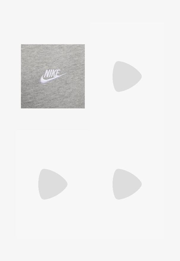 Hallhalli kangas sisaldab tekstuurset kudumist, millel on ääristatud valge Nike'i logo; logo on rõhutatud kaarega, mis toob esile brändi.; Nike musta mustast puuvillast T-särk klassikalise ümmarguse kaelusega, lühikeste varrukatega ja õrna, reljeefse logoga rinnal. Sile tekstuur.; Mustlasest õhukesest kangast sportlikud lühikesed püksid, elastse vöökohaga, millel on nöör, küljetaskud ja väike logo vasakul jalal.; Valged spordijalatsid mustade aktsentidega ja rohelise pehmendusega. Omab tekstureeritud pealmist osa, nööbiga kinnitust ja nähtavat brändi logo.