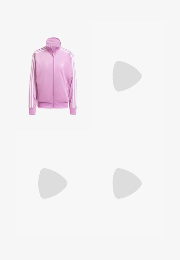 Lyserød lynlåsjakke med høj krave, hvide accentstriber ned ad ærmerne og et lille hvidt logo på brystet. Glat, letvægtsstof.; Hvid t-shirt med korte ærmer og rund halsudskæring, der har et glansfuldt, multfarvet "ALPHA STUDIO EDITION" logo på forsiden.; Lilla sweatpants med elastisk talje og manchetter, sidelommer og hvidt logo. Fremstillet af blødt, hyggeligt stof for komfort.; Lyserøde ruskinds sneakers med tre gule striber, rund tå og struktureret gummisål. Lav profil design med polstret krave.
