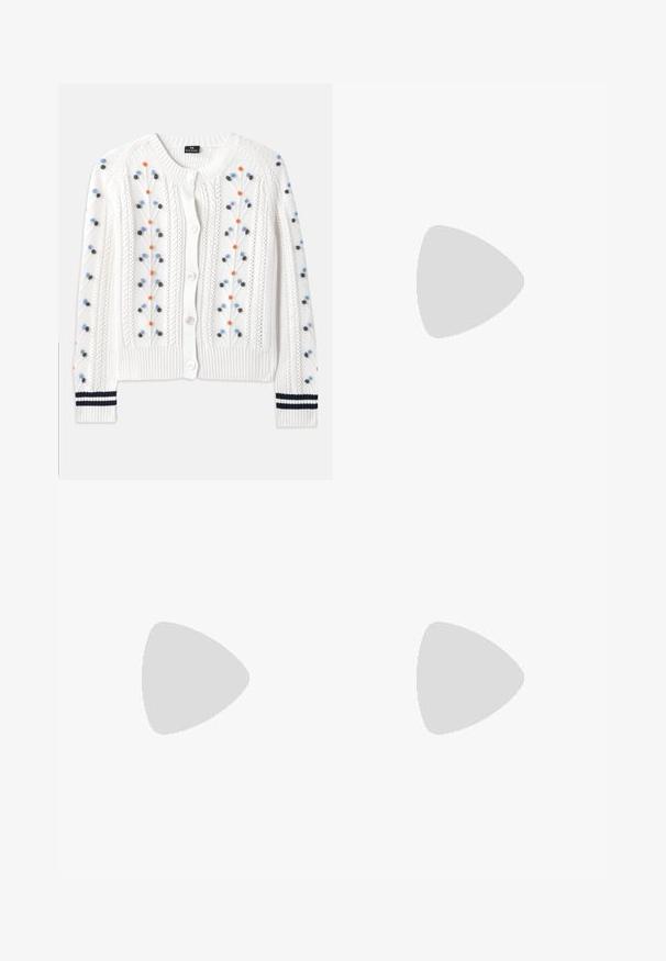 Λευκό πλεκτό cardigan με πολύχρωμες floral κεντήσεις, διαθέτει ριμπ τελείωμα και μανίκια με ναυτικές ρίγες και κλείσιμο με κουμπιά.; Λευκό βαμβακερό μπλουζάκι με μια πολύχρωμη ανθισμένη γραφική παράσταση, που περιλαμβάνει ροζ λουλούδια και πράσινα στελέχη. Στρογγυλή λαιμόκοψη και κοντά μανίκια.; Paul Smith Παντελόνι - white; Σαβούρνια ναυτικού χρώματος με μπεζ και σκούρο μπλε λεπτομέρειες. Διαθέτουν λευκή ελαστική σόλα και χρυσό λογότυπο στο πλάι. Κλασικός αθλητικός σχεδιασμός.