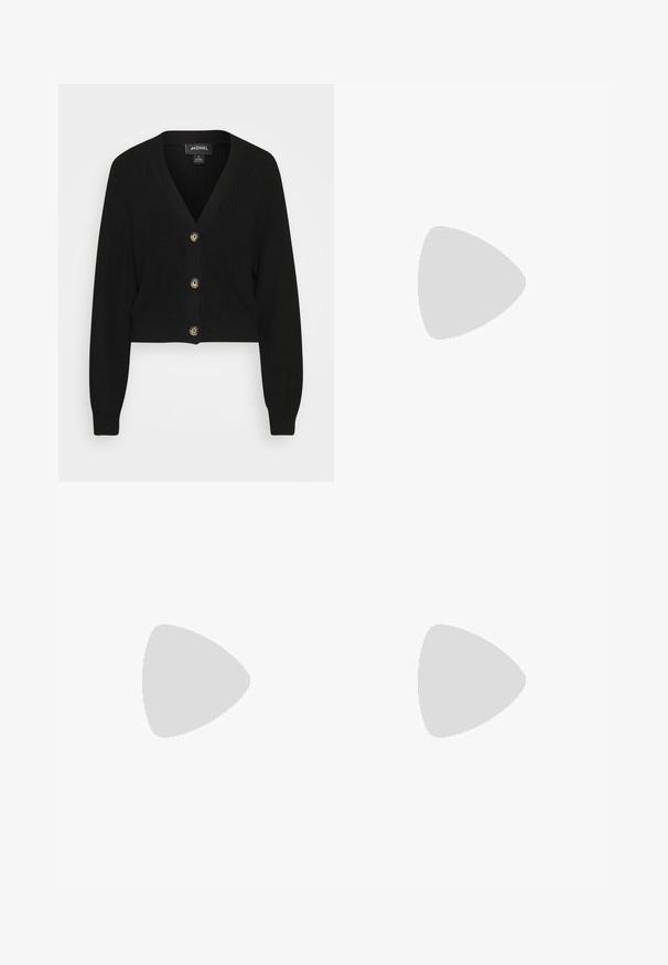 Monki Casaco de malha - black; Três camisetas de manga longa empilhadas: preta, cinza e branca. Cada uma tem um decote redondo e um design cropped, feitas de um tecido leve e suave.; Leggings pretos em flare feitos de um tecido elástico. Apresentam uma cintura larga e uma textura suave, com um silhueta ajustada que se alarga na bainha.; Tênis de camurça cinza com atacadores brancos, riscas pretas e uma sola de borracha branca. Apresenta um logótipo circular na língua e uma sola de borracha.