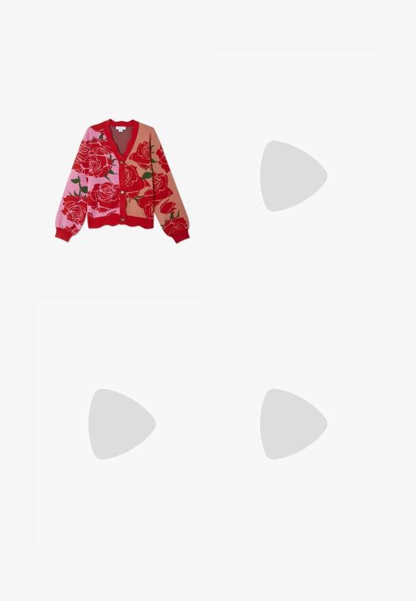 Růžový a červený květinový cardigan s V-výstřihem, zapínáním na knoflíky a žebrovaným lemem. Má velké růže na barevném pozadí.; Bílý elastický top vyrobený z žebrované tkaniny s krátkými rukávy a na bocích nařasenými detaily pro texturu a tvar.; Bílé kalhoty s širokými nohavicemi vyrobené z lehké tkaniny, s elastickým pasem a stahovací šňůrkou pro nastavitelnou velikost. Hladká textura.; Krémové a levandulové tenisky se třemi pruhy a texturovanou hnědou podrážkou, vybavené tkaničkami a polstrovanou patou. Měkký textilní svršek.