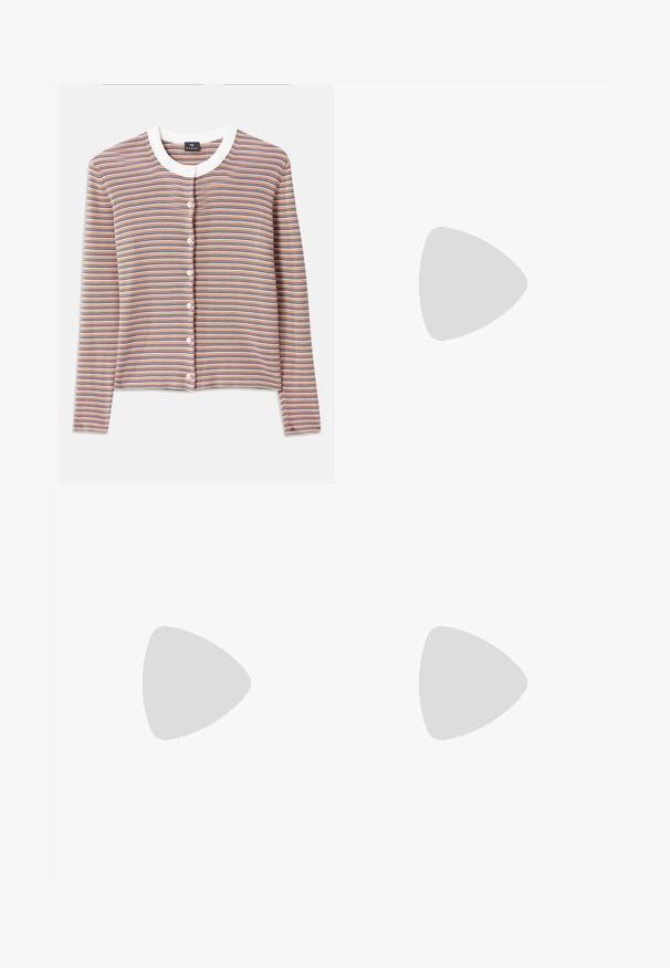 Gestreepte cardigan met lange mouwen, voorzien van een witte ronde hals en knoopsluiting. Kleuren zijn oranje, blauw en crème in horizontale strepen.; Witte korte mouwen t-shirt van ribstof. Ronde halslijn, normale pasvorm en subtiele stiksels. Geen patronen of grafische elementen.; Gehaakte witte midi rok met een textuurpatroon met verticale lijnen en uitsparingen nabij de zoom. Elastische tailleband. Zacht materiaal.; Zwarte leren ballerina met een ronde neus, gladde textuur, minimale stikdetails en een flexibele zoolontwerp.; Bruine leren handtas met een klep sluiting, gouden hardware, een schouderband en een gladde textuur. Compact rechthoekige vorm.
