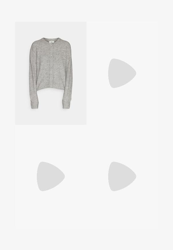 JDY JDYLUMI LIFE BUTTON - Kardigan - medium grey melange; Must olema lühikeste varrukatega must t-särk ümmarguse kaelusega, valmistatud pehmest puuvillast kangast. Lihtne disain, ilma nähtavate logode või mustriteta.; Mustad flared teksapüksid. Omab nuppu kinnitust, viit taskut ja siledat tekstuuri. Flare'dev jalg algab allpool põlve.; Mustmustest must-käigukingad, millel on konksuga nöör ja paks konts. Ühtlane tekstuur, stiilne disain ja minimalistlik esteetika.