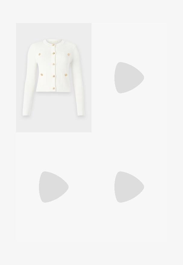 Gilet côtelé blanc à manches longues, avec un col rond, six boutons dorés et deux poches avant avec des détails de rabat.; T-shirt blanc à manches courtes en coton doux. Présente un col rond et une coupe décontractée. Design épuré sans motifs ni accents visibles.; Pantalon large blanc en tissu doux, avec une taille à cordon de serrage et une texture lisse. Aucun motif ni embellissement visible.; Escarpin noir en cuir avec un bout pointu, un dos ouvert et des brides à la cheville nouées en nœud. Talon fin de 3 pouces. Texture lisse, design minimaliste.
