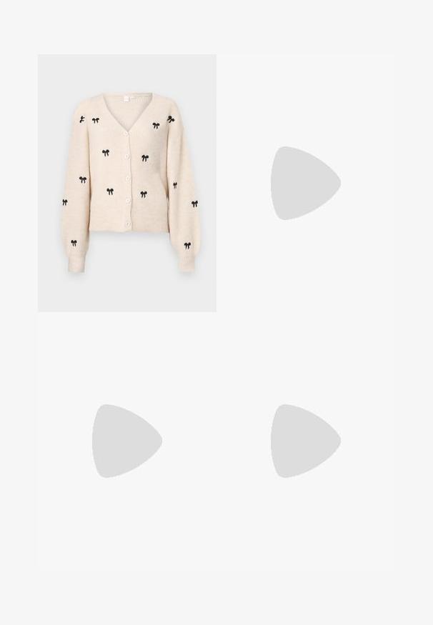Cardigan en tricot beige avec un col en V, orné de nœuds noirs brodés, à manches longues et avec des boutons blancs sur le devant.; T-shirt en coton blanc présentant un design graphique avec un soleil, des palmiers et de l'eau. "ADIDAS Sports Club" imprimé en vert et jaune.; Jeans à jambe large dans un délavage bleu moyen, présentant un effet dégradé du plus foncé au plus clair. Fabriqués en denim avec un design traditionnel à cinq poches.; Baskets montantes blanches avec des semelles épaisses et nervurées et un détail de logo circulaire, portées avec un jean en denim bleu clair à jambe large.