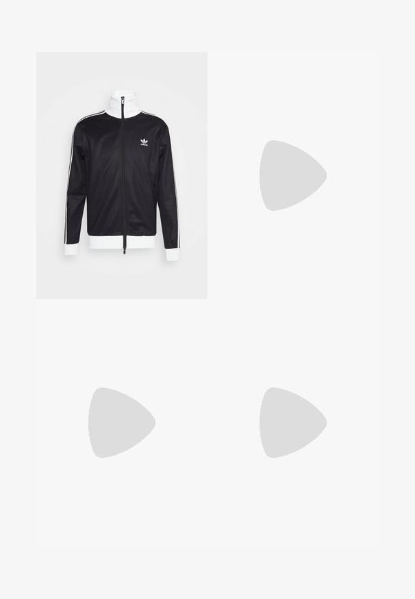 Črna tekaška jakna z belimi detajli, polni zadrgi, visokim ovratnikom, dolgimi rokavi in logotipom Adidas na levi prsni strani. Gladek teksturiran material.; Rjav brezrokavnik iz rebraste tkanine, z okroglim izrezom in prilegajočim krojem, brez okrasnih elementov ali vzorcev.; Črne denim hlače s ravnim krojem, petimi žepi, kovinskimi kovinami in bakrenimi zakovicami, ki se ponašajo z mehko teksturo in subtilnim zbledeljem.; Črne semiš športne copate s tremi belimi črtami, teksturiranim rjavim gumijastim podplatom in črnimi vezalkami. Notranja podloga vsebuje vzorec logotipa.