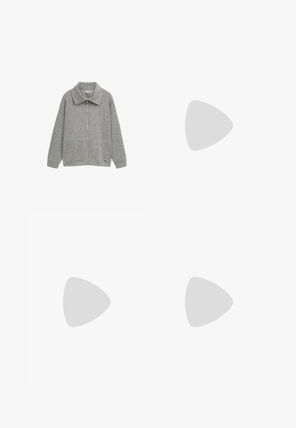 Harmaa herringbone-vetoketjuhuppari, jossa on leveä kaulus, pitkät hihat ja etutaskut. Valmistettu pehmeästä, teksturoidusta kankaasta.; Mustat lyhyet hihavat t-paidat, jotka on valmistettu puuvillasta. Ominaisuuksiin kuuluu pyöreä kaula-aukko ja löysä istuvuus sekä sileä, yksinkertainen pinta. Ei näkyviä kuvioita tai koristeita.; Mustat housut suoralinjaisella leikkauksella, joissa on etutaskut ja sivurei'ät helman alla. Valmistettu pehmeästä ja sileästä kankaasta. Sopii eri tilaisuuksiin.; Mustat patentoitu nahkakengät, joissa on säären takaosa ja terävä kärki, sekä geometrinen palikkakorko. Sisältää tyylikkään, minimalistisen muotoilun ja sileän pinnan.