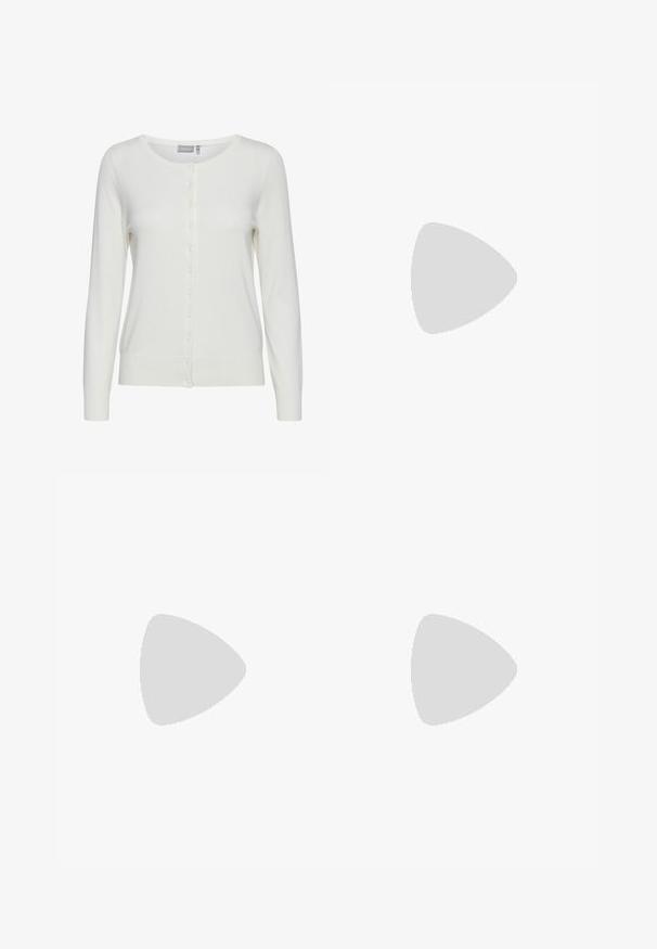 Cardigan bianco con maniche lunghe, scollatura rotonda e chiusura frontale a bottoni. Presenta una consistenza morbida e polsini e orlo a coste.; Top in cotone bianco senza maniche, con scollatura ampia e linea aderente. Tessuto liscio, design semplice e dettagli di cucitura minimi.; Pantaloni a gamba larga bianchi realizzati in un tessuto leggero. Presentano una vita elastica con cordoncino e tasche laterali. Texture liscia.; Ballerine in pelle beige con punta in pelle nera. Caratterizzate da un dettaglio a fiocco e una suola piatta con una texture liscia.; Tre fermagli per capelli in plastica nei colori pastello: rosa, giallo e blu, a forma di petali di fiore, con meccanismo a molla e finitura lucida.