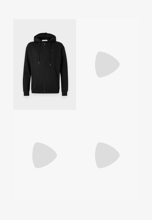 Svart zip-up hettegenser med frontlommer, justerbar snøring på hetten og diskret logo på venstre bryst mot en helt hvit bakgrunn.; Svart bomull t-skjorte med rund hals, korte ermer og hvit "BOSS"-logo sentrert på brystet. Glatt tekstur, avslappet passform.; Sorte sweatsbukser laget av mykt materiale med elastisk midjebånd, snor og avsmalnende bein. Har et lite logo på siden.; Svart løpetreningssko med teksturert overflate, lysegrå detaljer og tre horisontale striper i brunt. Har en hvit polstret såle.