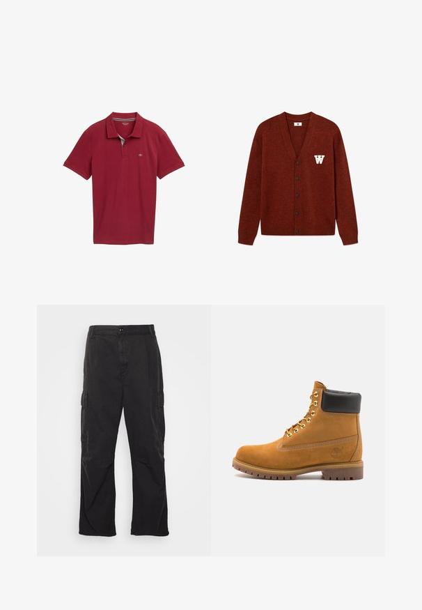 DOUBLE A BY W.W. WWTAY CARDIGAN 25081 - Gilet - decadent chocolate melange; T-shirt polo rouge avec un col, des manches courtes et un tissu texturé. Présente un petit logo sur la poitrine gauche.; Pantalons cargo noirs avec une coupe droite, dotés de deux poches latérales, d'une fermeture à bouton et d'un tissu texturé.; Bottine en daim beige avec un col rembourré noir, œillets en métal doré, détails de surpiqûres blanches et semelle en caoutchouc robuste avec des crampons prononcés.