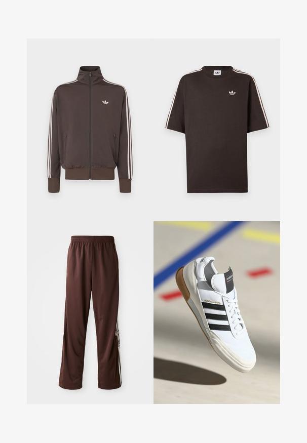 Brun hettejakke med glidelås, høy krage, hvite sidelister og logo på brystet. Har to glidelåslommer foran og ribbestrikkede mansjetter.; Brun bomulls t-skjorte med korte ermer, med hvite striper på skuldrene og en liten hvit logo på brystet.; Brune Adidas joggebukser med elastisk midje og hvite sidestriper som har Adidas-logo og tekst på venstre ben.; Hvite Adidas Mundial Goal sneakers med svarte striper og gummisåle, vist i luften over en sportsgulv med fargede linjer.
