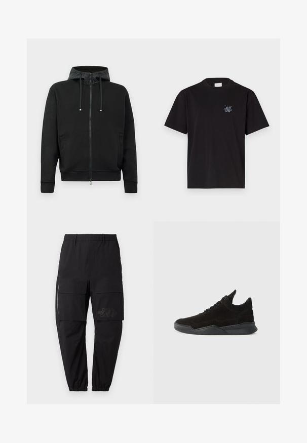 Corta-vento preto com fecho éclair feito de tecido macio. Apresenta um forro de capuz estampado, cordões e bolsos laterais. Textura suave, ajuste descontraído.; T-shirt de algodão preto com gola redonda e mangas curtas. Apresenta um pequeno logotipo azul no lado esquerdo do peito. Design simples e reto.; Calças cargo pretas com um cós elástico, apresentando múltiplos bolsos laterais, um detalhe em zíper e um logotipo impresso discreto na coxa.; Sapatilha de camurça preta com um perfil baixo, parte superior texturizada, atacadores planos e uma sola de borracha sólida com um ligeiro salto e design curvo.