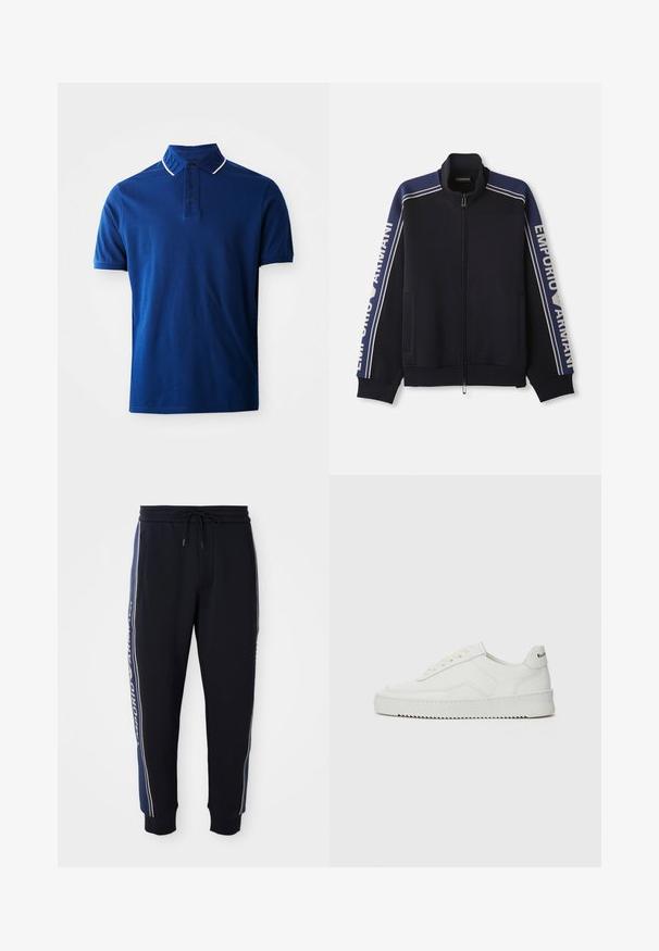 Granatowa kurtka dresowa na zamek z jasnobeżowymi podwójnymi paskami na ramionach i rękawach, z napisem "Emporio Armani" na obu rękawach.; Męska niebieska koszulka polo z krótkim rękawem, z trzema ciemnymi guzikami oraz kołnierzem z subtelnym wytłoczonym napisem i białym wykończeniem.; Czarne spodnie dresowe z niebieskimi bocznymi paskami, elastyczny pas z sznurkiem, boczne kieszenie oraz ściągacze przy kostkach.; Białe skórzane sneakersy o gładkim wykończeniu, okrągłym nosku, płaskich sznurówkach i teksturowanej podeszwie. Charakteryzują się delikatnym logo na pięcie.