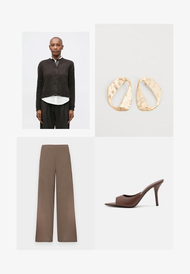 Kaal vrouw in een donkere cardigan, witte blouse, wijde donkere broek, zwarte enkelboordlaarzen en een donkere schoudertas, staand tegen een witte achtergrond.; Beige ribbel T-shirt met korte mouwen en een ronde hals, met zichtbare naden op de mouwen en halslijn, plat liggend op een witte achtergrond.; Wijde bruine broek met een platte tailleband, zonder zichtbare zakken of sluitingen, weergegeven op een witte achtergrond.; Bruine leren open-teen hoge hak muiltjes met een slank ontwerp, voorzien van een brede voorkruistrap en een slanke stiletto hiel.; Een paar onregelmatig ovale, gouden metalen oorbellen met een gestructureerd, lichtgehamerd oppervlak op een witte achtergrond.