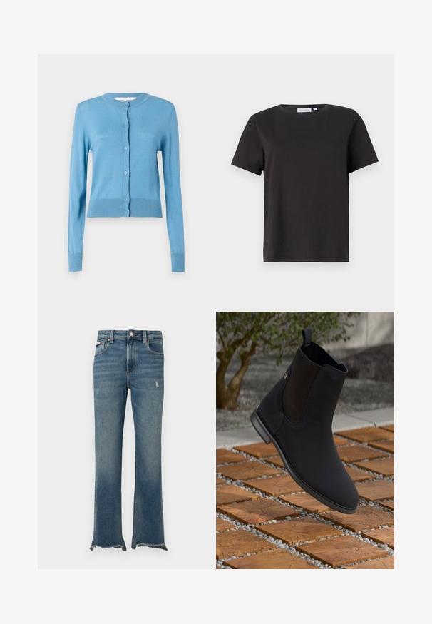 Světle modrý cardigan má kulatý výstřih, dlouhé rukávy a zapínání na knoflíky. Je vyroben z jemného materiálu s žebrovanými akcenty na lemu.; Černé bavlněné tričko s krátkým rukávem, kulatým výstřihem a jednoduchým, čistým designem. Žádné viditelné vzory ani ozdoby.; Modré džíny z denimu s mírným opráním, neupravenými třepenými lemy, předními kapsami, poutky na opasek a zapínáním na knoflík.; Černé kotníkové boty s elastickými postranními panely levitující nad dřevěnými čtvercovými dlaždicemi s oblázky v venkovním prostředí.