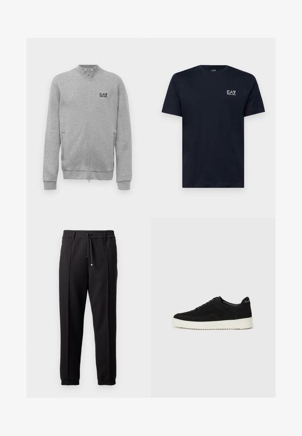 Lys grå hettejakke med EA7 Emporio Armani-logo på venstre bryst, med sidelommer og ribbestrikkede mansjetter og kant.; Mørkeblå bomulls t-skjorte med korte ermer, rund hals og en liten hvit brodert logo på venstre bryst. Glatt tekstur.; Sorte bukser med liv, snor og elastiske mansjetter. Har plisséer og et glatt, teksturert stoff.; Svart semsket sneakers med snøring og kontrasterende hvit gummisåle. Har teksturerte sidepaneler og subtil merkevare på hælen.