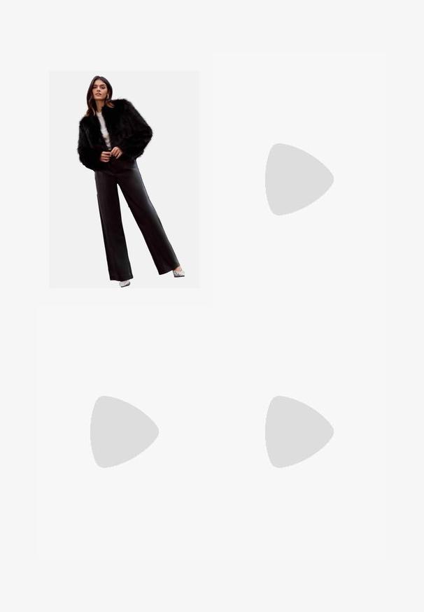 Zwarte nep bont cropped jacket, gecombineerd met hoge zwarte leren broek, zilveren hakken en een witte top. Glad textuur en strak ontwerp.; Witte sportieve crop top gemaakt van lichte, ademende stof. Beschikt over mesh zijkanten en een zwart geborduurd logo op de borst.; Grijze pinstripe broek met een ontspannen pasvorm, voorzien van een enkele knoopsluiting, plooien en een wijd beenontwerp.; Zwarte knielange rok met zijsplit, gecombineerd met zwarte loafers en doorzichtige bruine panty's, met een mooie stof en een eenvoudig ontwerp.; Zwarte zonnebril met een ovale vorm en donkere lenzen. Slank plastic montuur met textuuraccenten op de armen. Merkaanduiding aan de zijkant.; Zilveren oorringen met een gladde, gepolijste oppervlakte en een dunne, ronde vorm. Het ontwerp heeft een veilige sluiting.