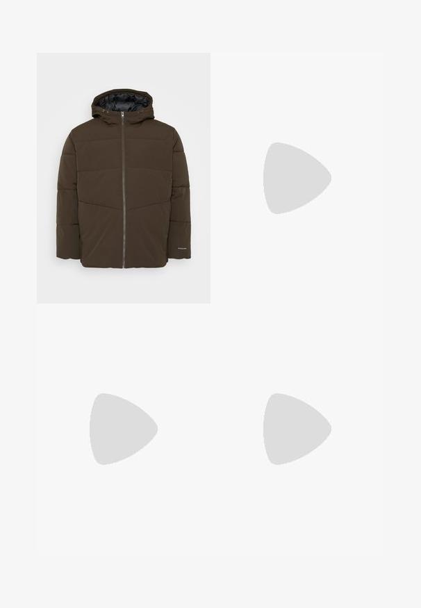 Ruskea puhallettu takki hupulla, etuvetoketjulla ja tikatulla suunnittelulla, jossa on vaakasuuntaisia ja viistosuuntaisia saumoja. Minimalistinen brändäys alhaalla hihassa.; Ruso neulepusero pyöreällä kaula-aukolla, pitkät hihat ja ribbaus hihansuissa ja helmassa. Suora kangas, klassinen muotoilu ilman koristeita.; Ruske leve hlače iz denima. Imajo zadrgo, obrobo za pas in pet žepov. Tkanina ima zbledel, teksturiran videz.; Ruske nahkasaappaat sileällä pinnalla, joissa on hienovarainen tikkaus yksityiskohtana yläpinnassa ja musta kumipohja.