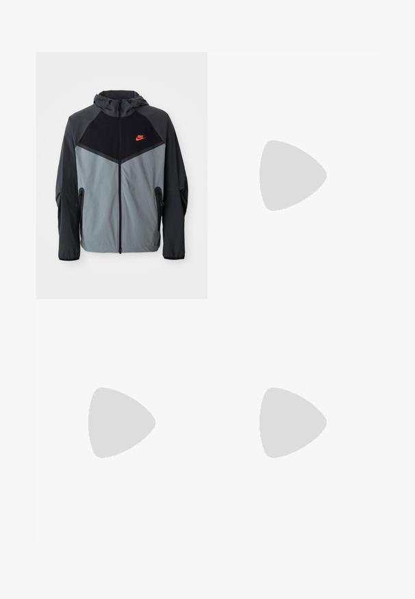 Nike hettejakke med svart og gråfarget design med geometriske mønstre, glidelåslommer og en fremtredende rød logo på brystet.; Sorte tanktopper i en pakke med tre. Ribbet tekstur, standard rund hals, uten ermer. Sømmen har en liten merkevarelogo nederst.; Svart denimbukser med rett snitt, fem lommers design, metallhardware og subtile stikking detaljer. Myk tekstur, minimalistisk design.; Svarte sportssko med teksturert stoff og gummisåler, med elastiske lisser og en blå detalj på hælen. Brukt med lyse denimbukser.