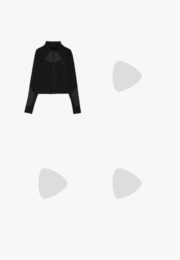 Schwarze Zip-Jacke mit hohem Kragen, einem mesh-dreieckigen Design auf der Brust und strukturierten Akzenten an den Ärmeln.; Schwarzes langärmliges Oberteil mit rundem Ausschnitt und Raffung an den Seiten, präsentiert vor einem schlichten weißen Hintergrund.; Hochtaillierte Leggings mit schwarzem Grund und einem marmorierten Muster in gedämpften Farben. Glattes, elastisches Material mit Kontrastnähten und ohne sichtbare Beschläge.; Schwarze Sportsneaker mit Obermaterial aus Mesh, weißer Mittelsohle und strukturiertem schwarzen Außensohle. Verfügt über ein Schnürsystem und einen kleinen weißen Akzent an der Ferse.